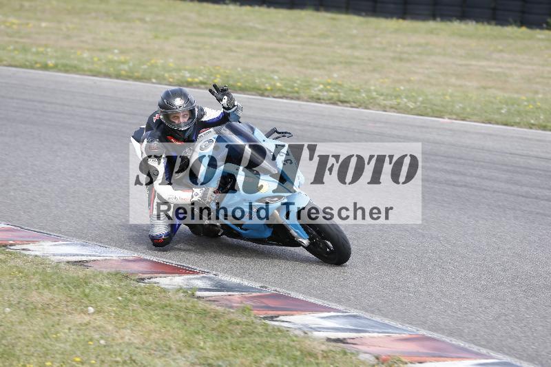 /Archiv-2025/04 13.04.2025 Get Faster Caremotion ADR/Gruppe gelb/327